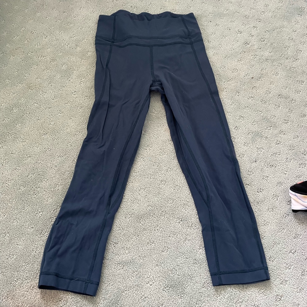 Lululemon cropped leggings 6